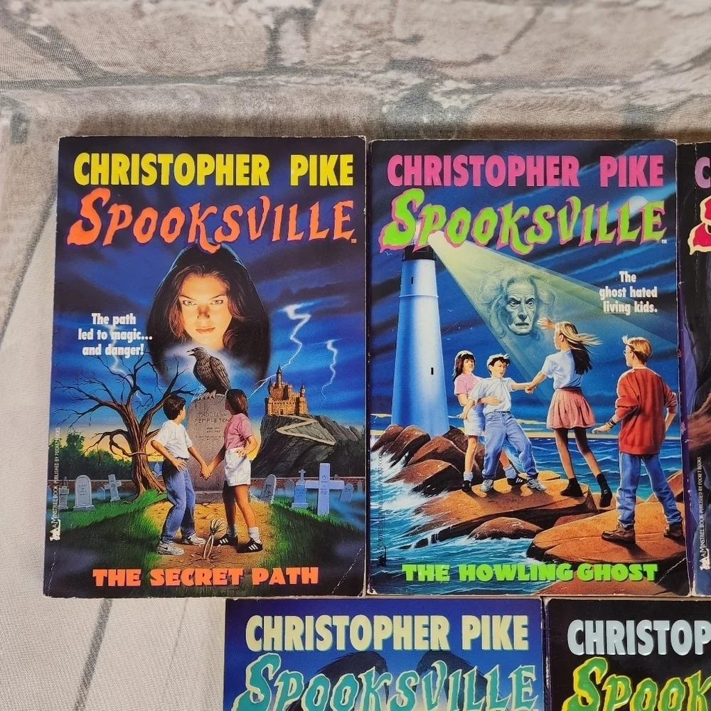 Vintage 90s Christopher Pike Spooksville Paperback Novels Set  of 5 - Picture 6 of 12
